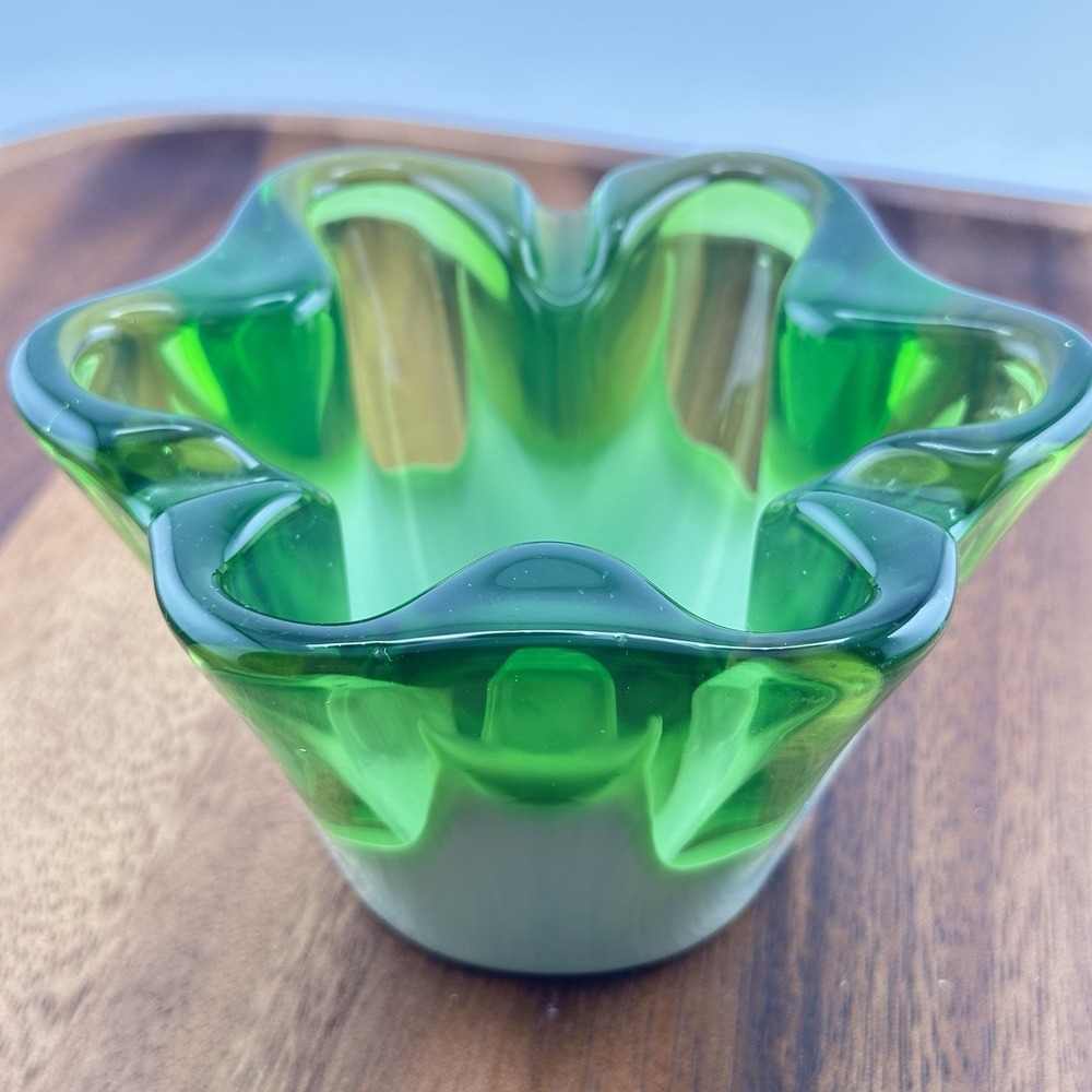 MCM Mid Century‎ Sasaki Biomorphic Slag Glass Ashtray Bowl Green White Marked